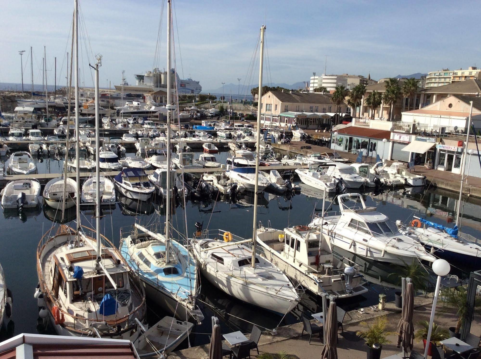 Hotel Port Toga Bastia  Exterior photo